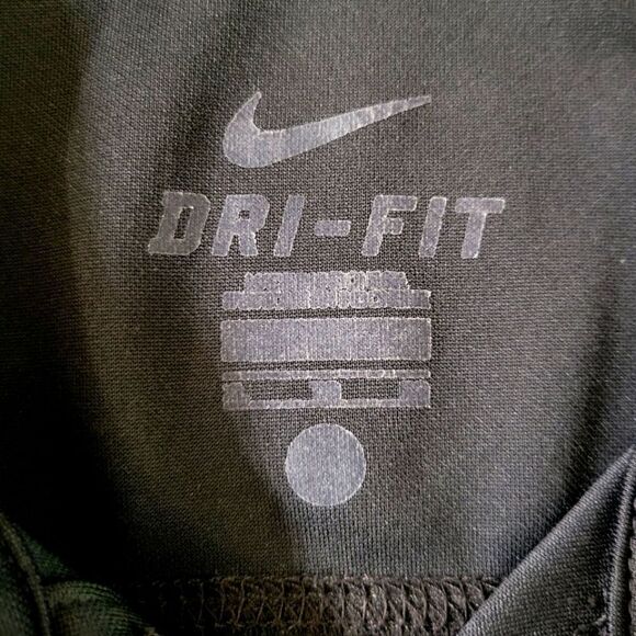 Nike Men's Anthracite Dri-FIT Reckoning Polo Short Sleeve University of Tampa - Picture 4 of 14